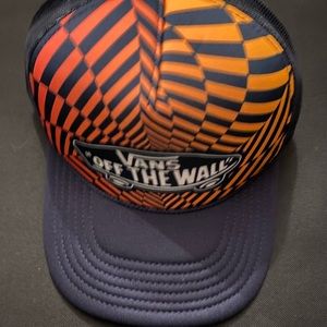 Vans Off The Wall hat Supreme Nike Skateboard Undefeated Stussy RVCA Spitfire